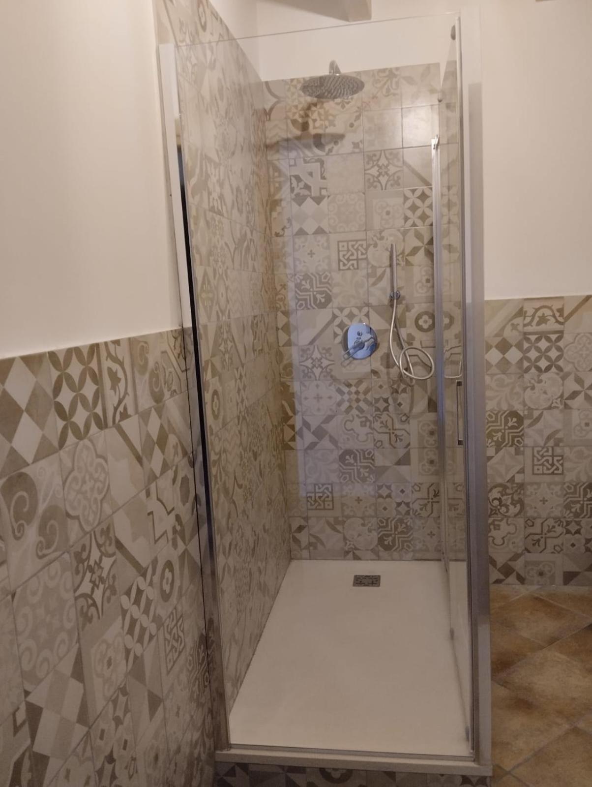 Borgo Doccia 905 Bed & Breakfast Montese Exterior photo