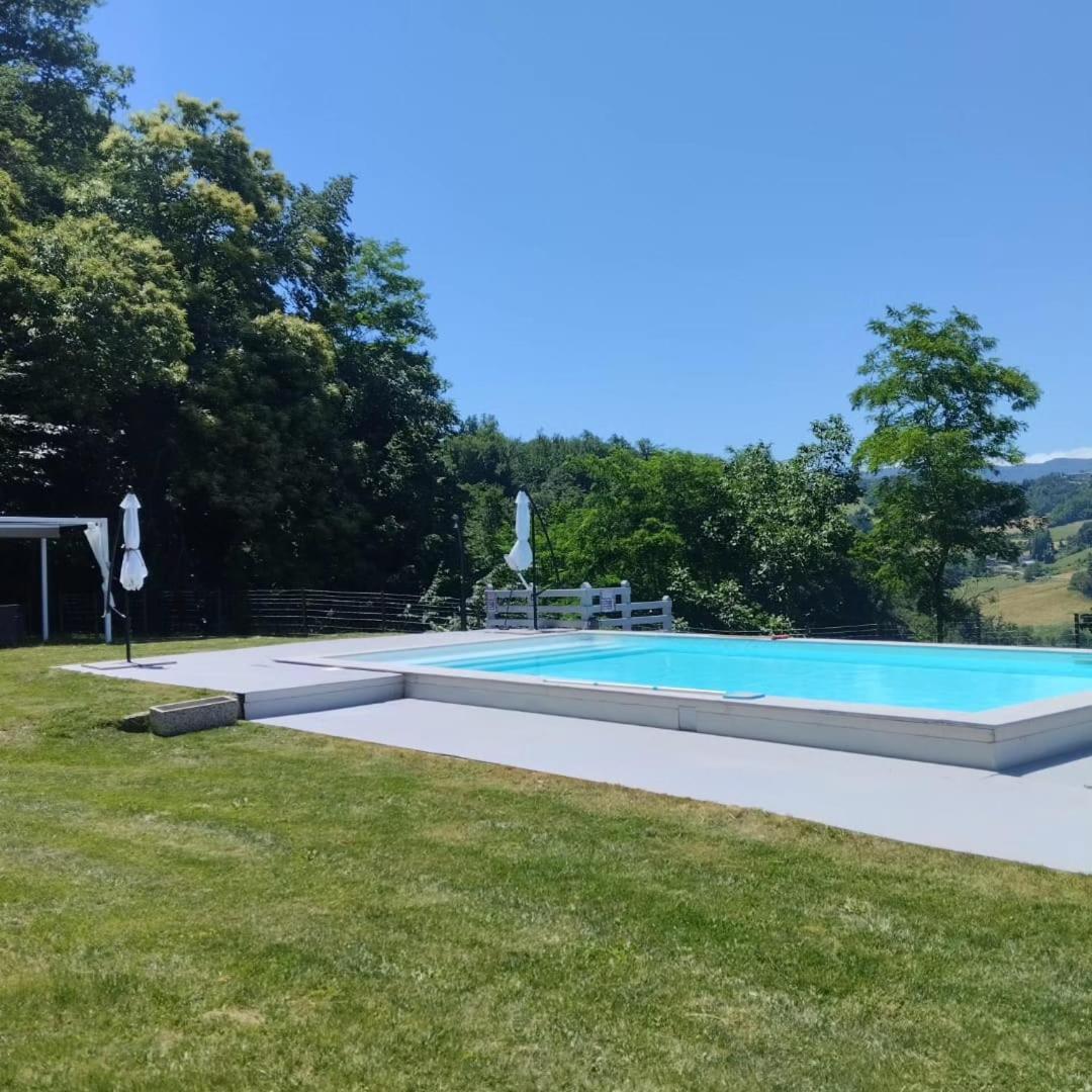 Borgo Doccia 905 Bed & Breakfast Montese Exterior photo